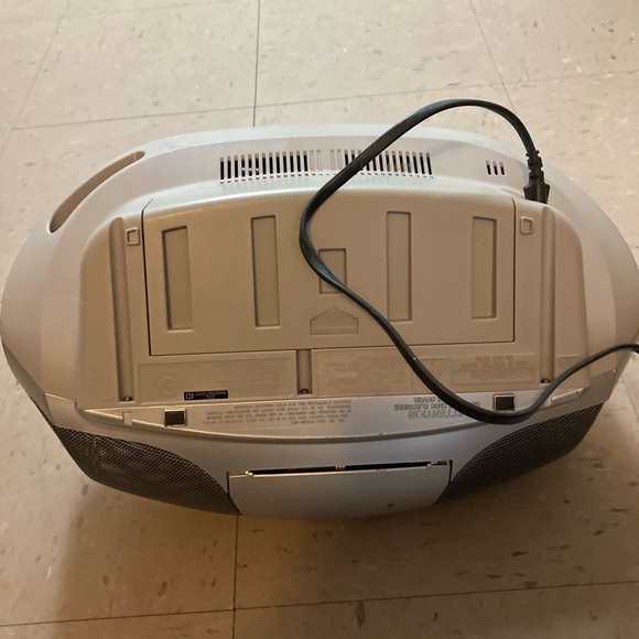 Vintage Sony CFD-S300 boom box CD player cassette cd tape bundle sealed - Picture 12 of 13